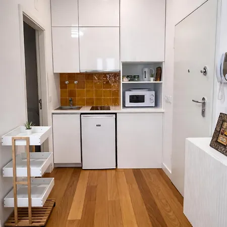 Apartment Stunning & Modern In Lisbon