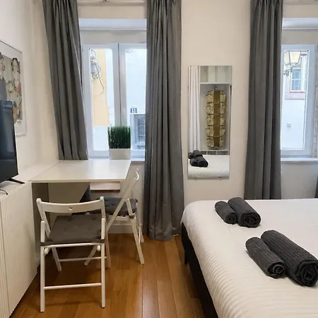 Apartment Stunning & Modern In Lisbon