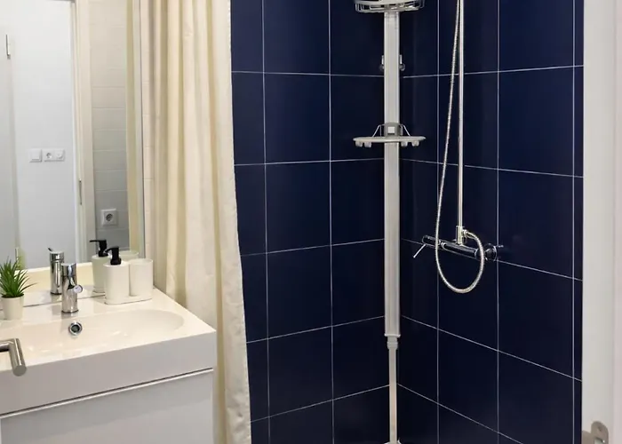 Stunning & Modern In Lizbona